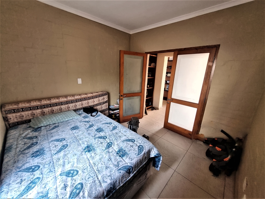 5 Bedroom Property for Sale in Bluewater Bay Western Cape